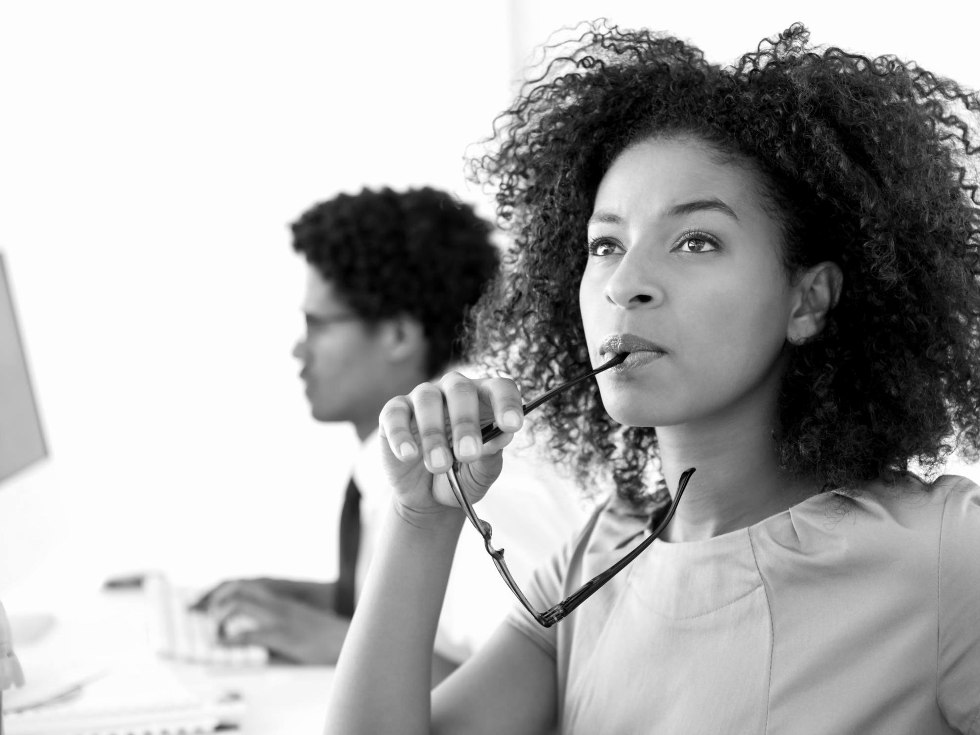 Інтер'єр барбершопу Srionto Seliamo з професійним обладнанням та комфортною атмосферою